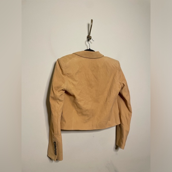 Veronica Beard Nevis Tailored Leather Cropped Blazer - Picture 9 of 10